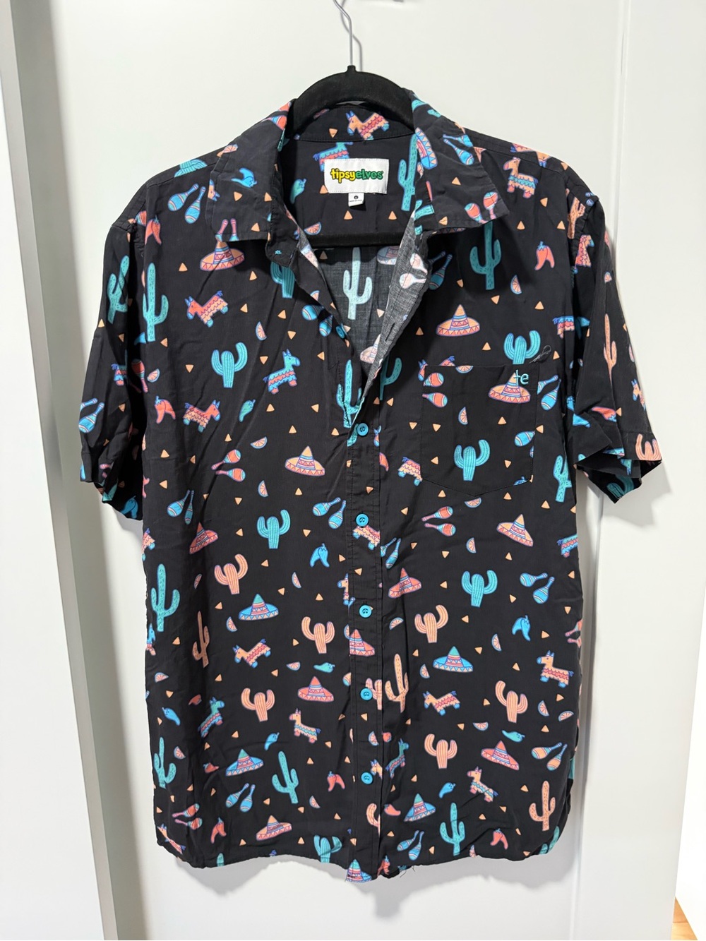 Tipsy Elves Black Short-Sleeve Cactus & Sombrero Fiesta Print Button-Down Shirt